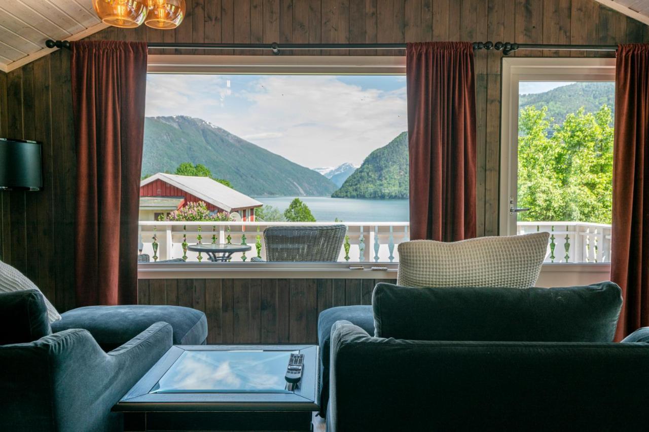 Dragsvik Fjordhotel (Adults Only) Balestrand Exterior photo