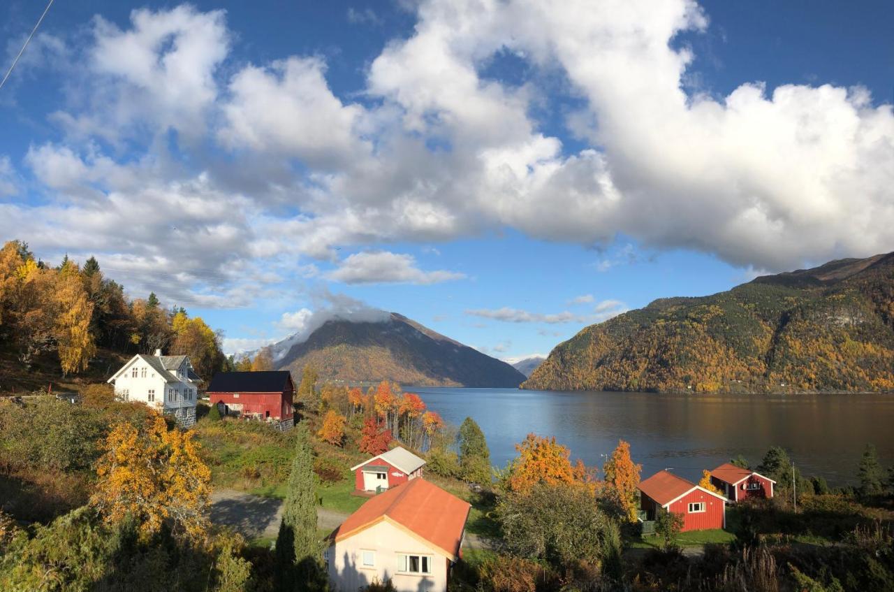 Dragsvik Fjordhotel (Adults Only) Balestrand Exterior photo