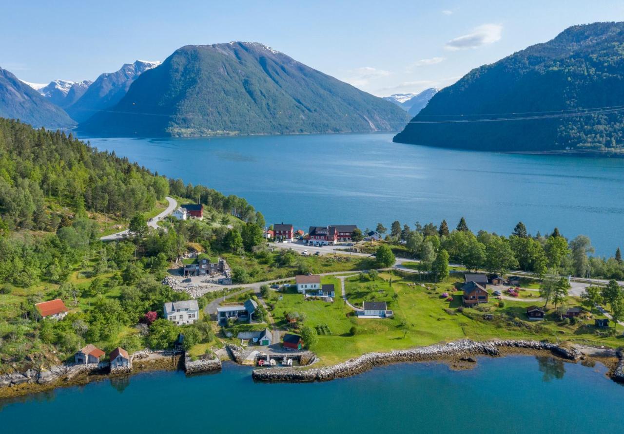 Dragsvik Fjordhotel (Adults Only) Balestrand Exterior photo